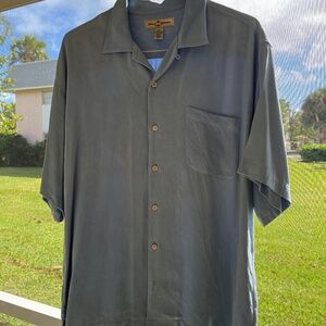 Tommy Bahama xl silk embroidered camp shirt